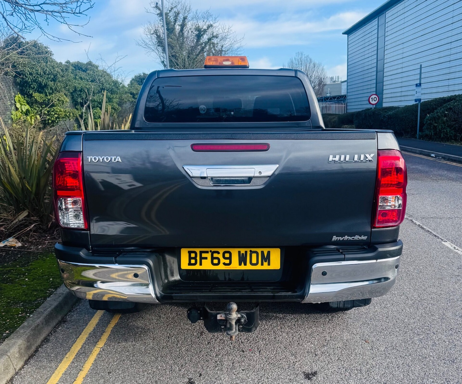 Used Toyota Hilux 2019 for sale - 77312942: Photo 6