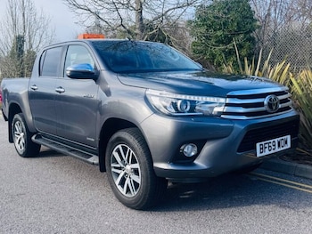Used Toyota Hilux 2019 for sale - 79436378: Photo