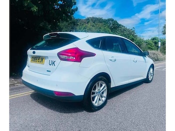 Used Ford Focus 2015 for sale - 79370102: Photo