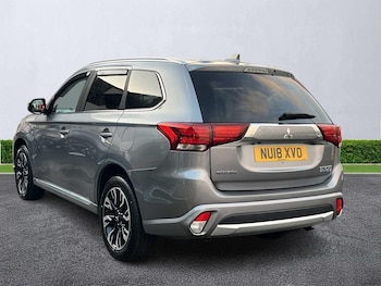 Used Mitsubishi Outlander 2018 for sale - 77008310: Photo