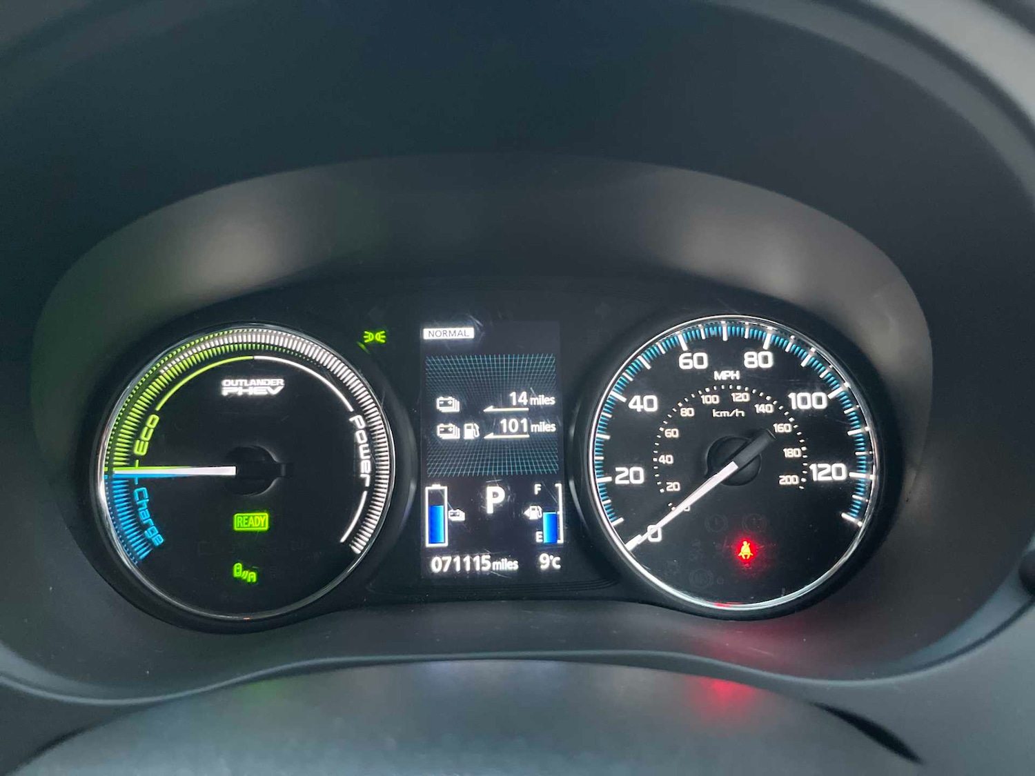 Used Mitsubishi Outlander 2018 for sale - 77008310: Photo 9