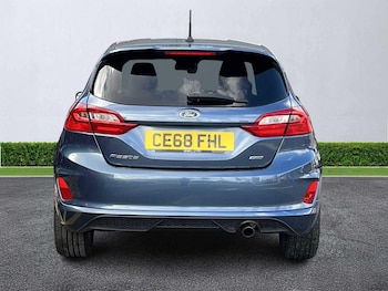 Used Ford Fiesta 2018 for sale - 75971004: Photo