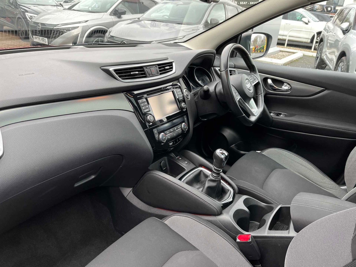 Used Nissan Qashqai 2018 for sale - 77501745: Photo 7