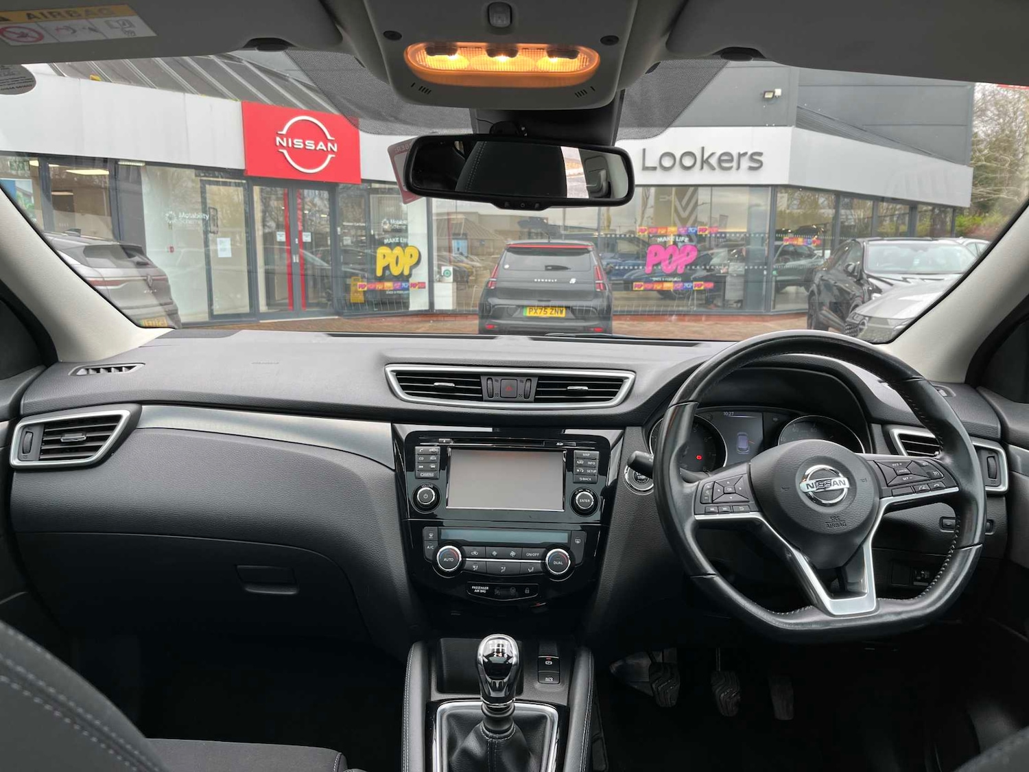 Used Nissan Qashqai 2018 for sale - 77501745: Photo 8