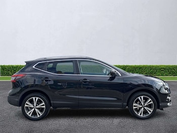 Used Nissan Qashqai 2018 for sale - 79386095: Photo