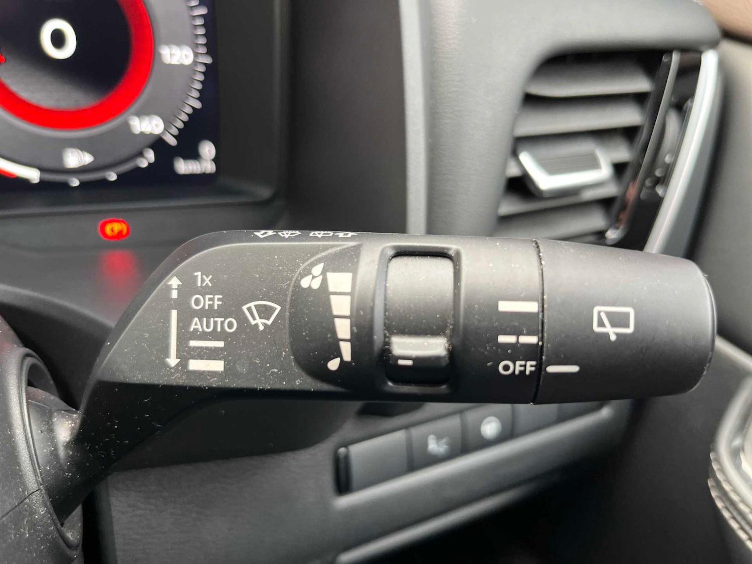 Used Nissan X-Trail 2022 for sale - 76506145: Photo 25