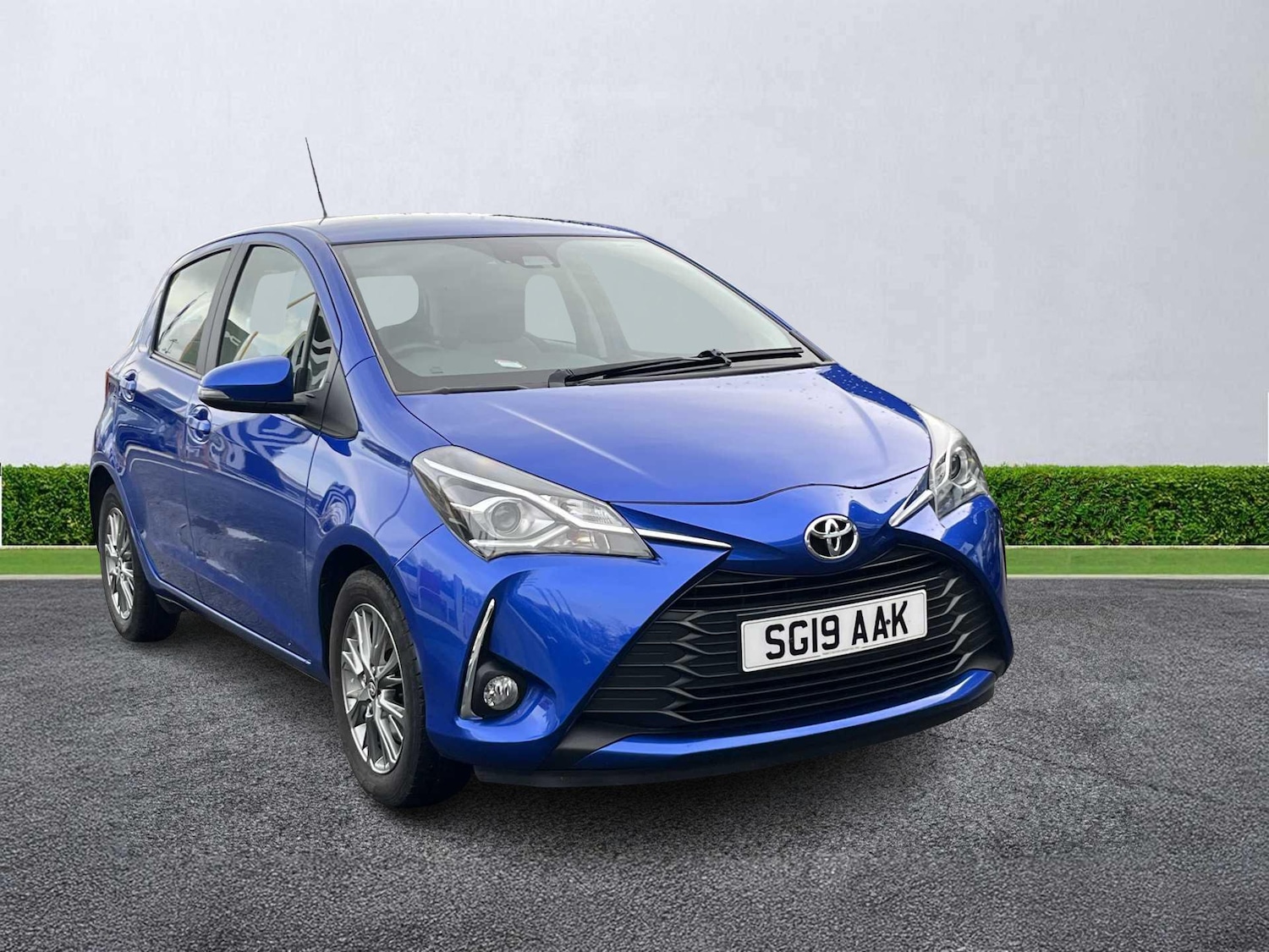 Used Toyota Yaris 2019 for sale - 76945932: Photo 1