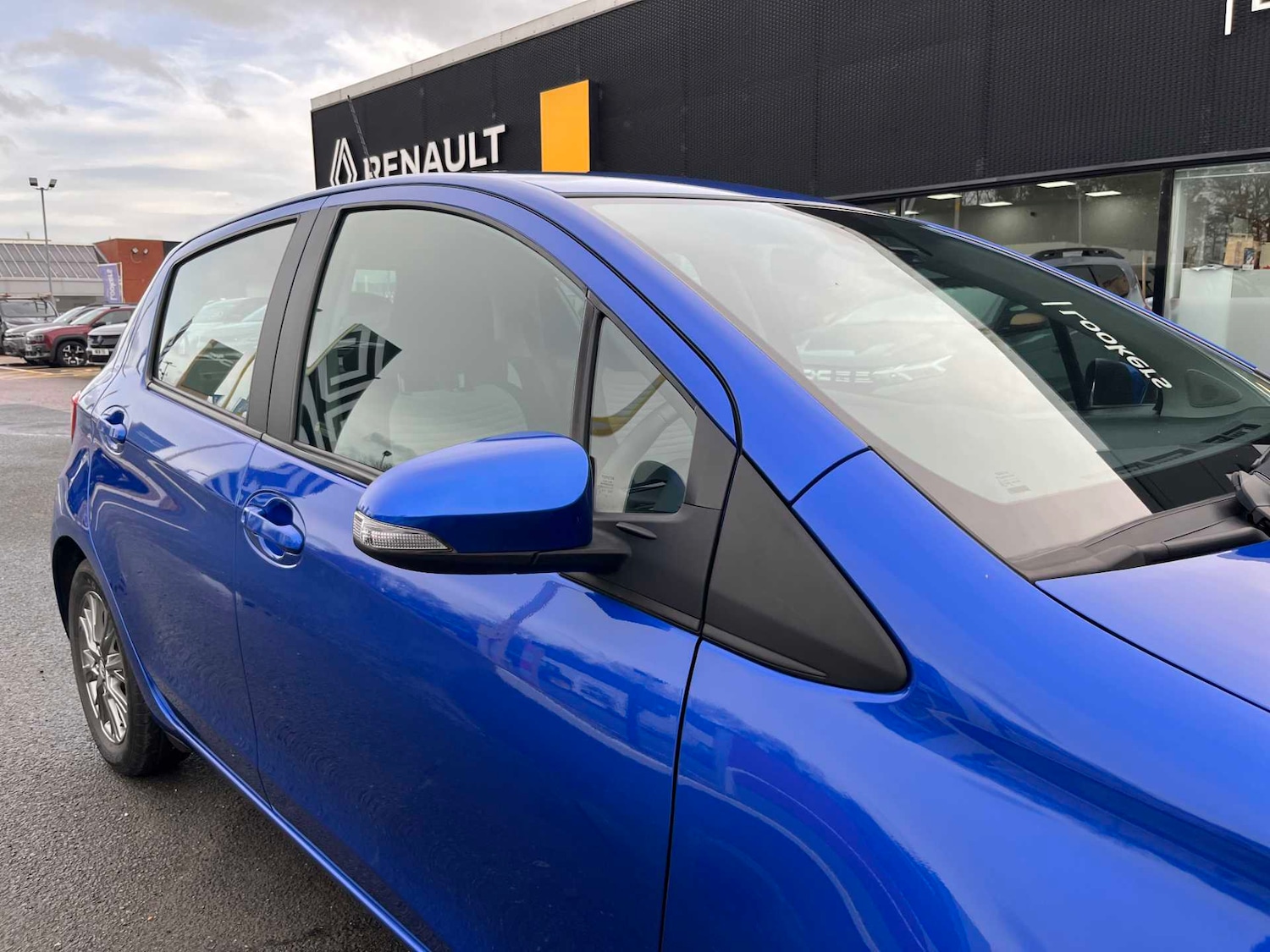 Used Toyota Yaris 2019 for sale - 76945932: Photo 30