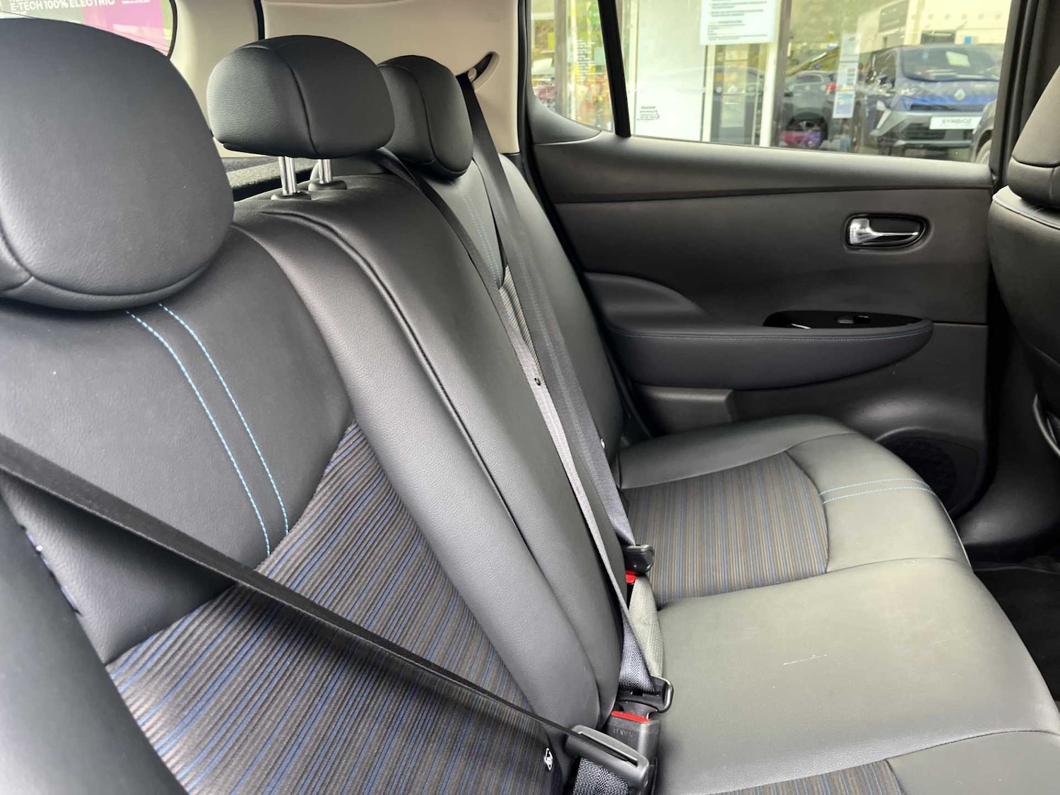 Used Nissan Leaf 2021 for sale - 76437300: Photo 15