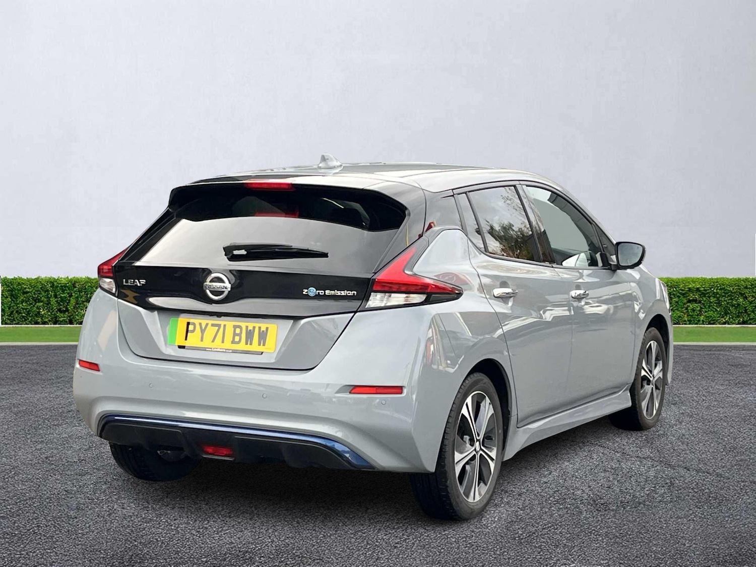 Used Nissan Leaf 2021 for sale - 76437300: Photo 17