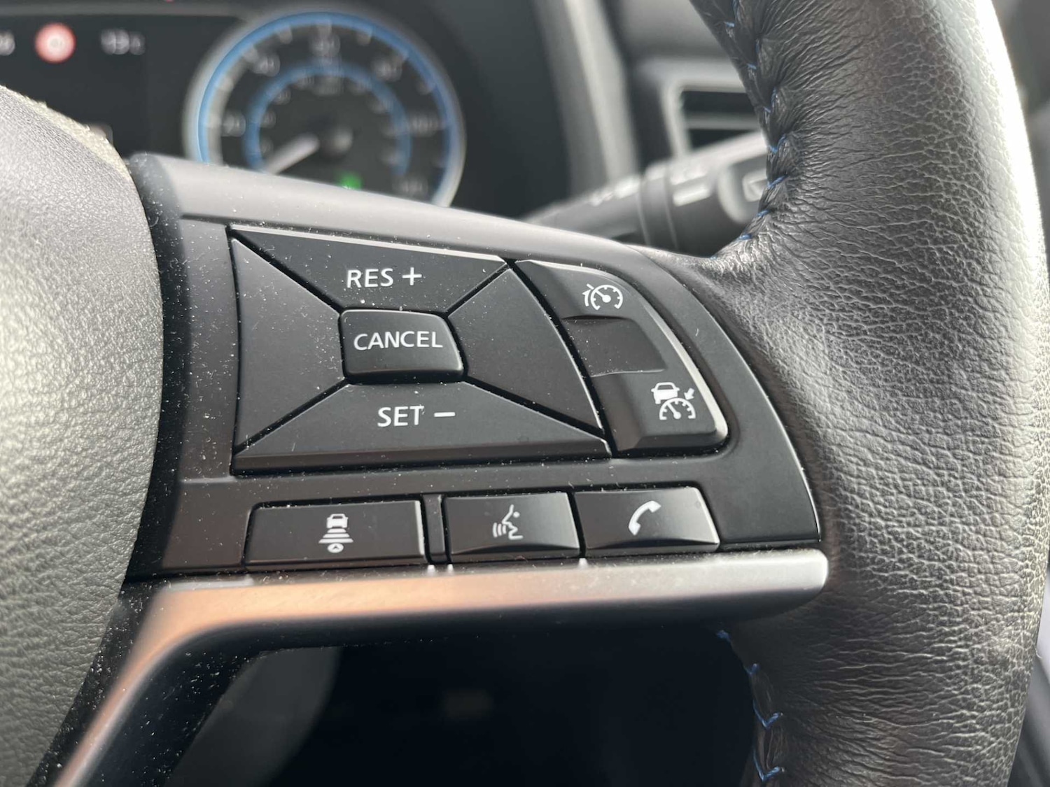 Used Nissan Leaf 2021 for sale - 76437300: Photo 23