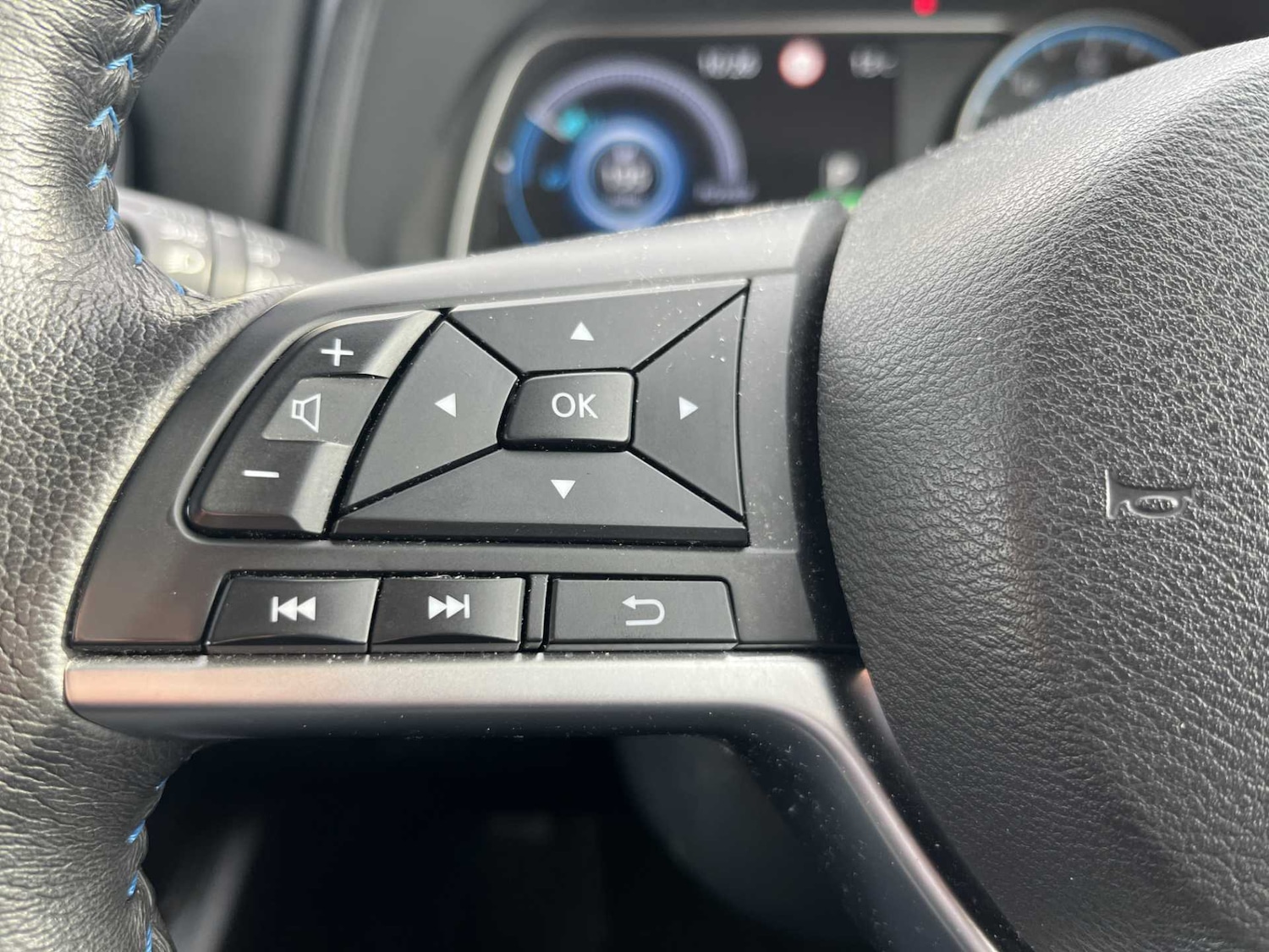 Used Nissan Leaf 2021 for sale - 76437300: Photo 24