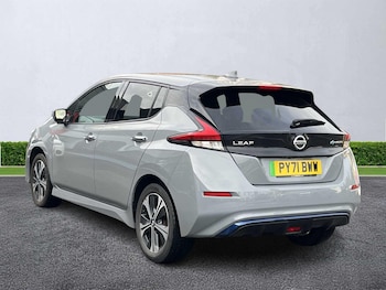Used Nissan Leaf 2021 for sale - 76437300: Photo