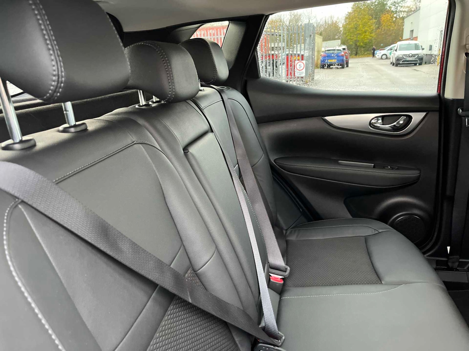 Used Nissan Qashqai 2018 for sale - 76536601: Photo 15