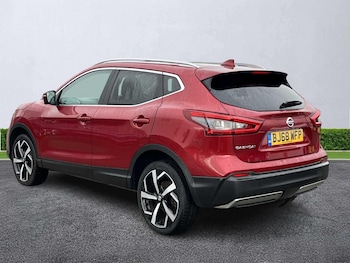 Used Nissan Qashqai 2018 for sale - 76536601: Photo