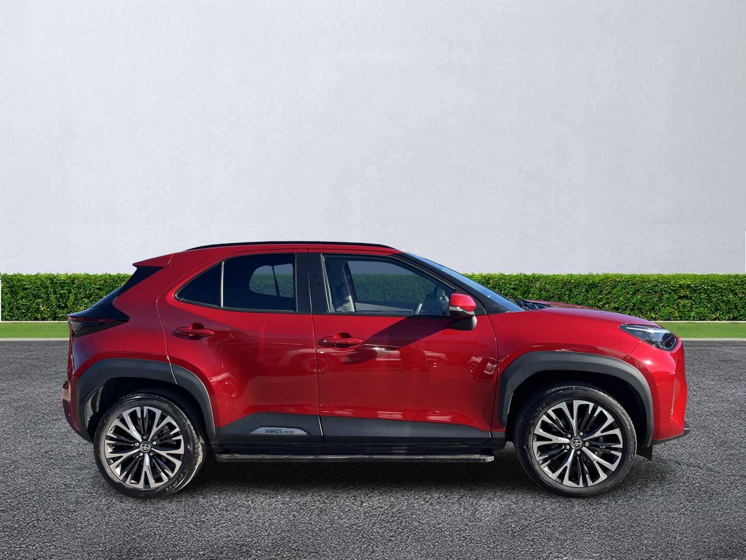 Used Toyota Yaris Cross 2023 for sale - 76082544: Photo 3