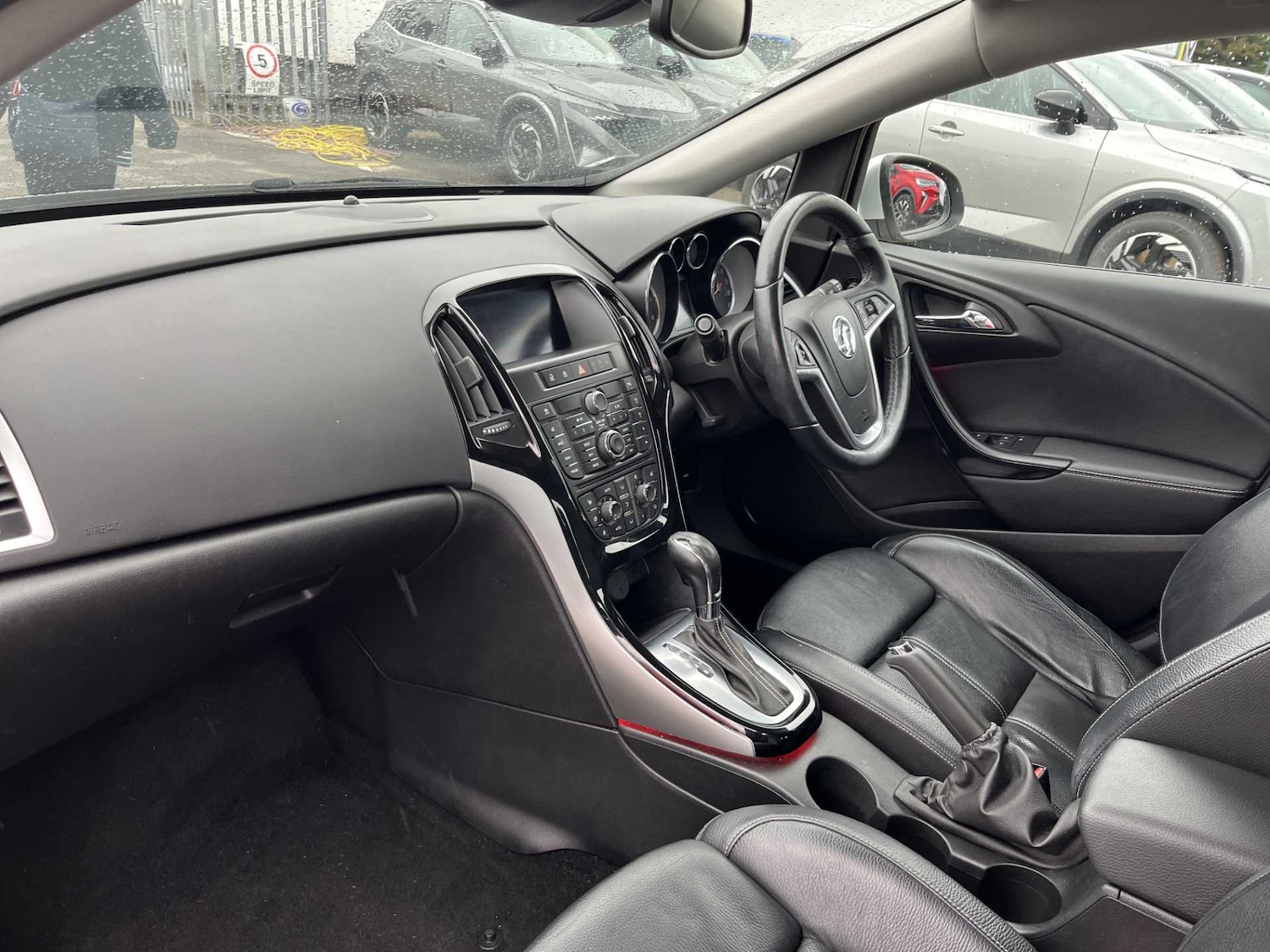 Used Vauxhall Astra 2015 for sale - 76159594: Photo 6