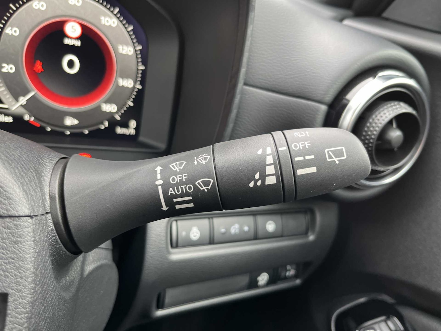 Used Nissan Juke 2025 for sale - 76193225: Photo 25