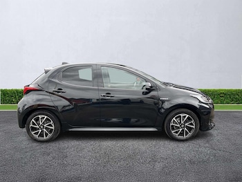 Used Toyota Yaris 2021 for sale - 76065658: Photo