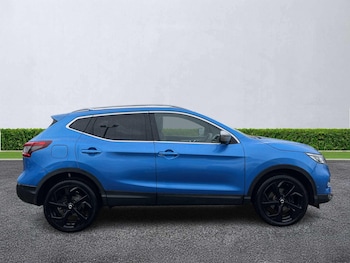 Used Nissan Qashqai 2017 for sale - 76855431: Photo