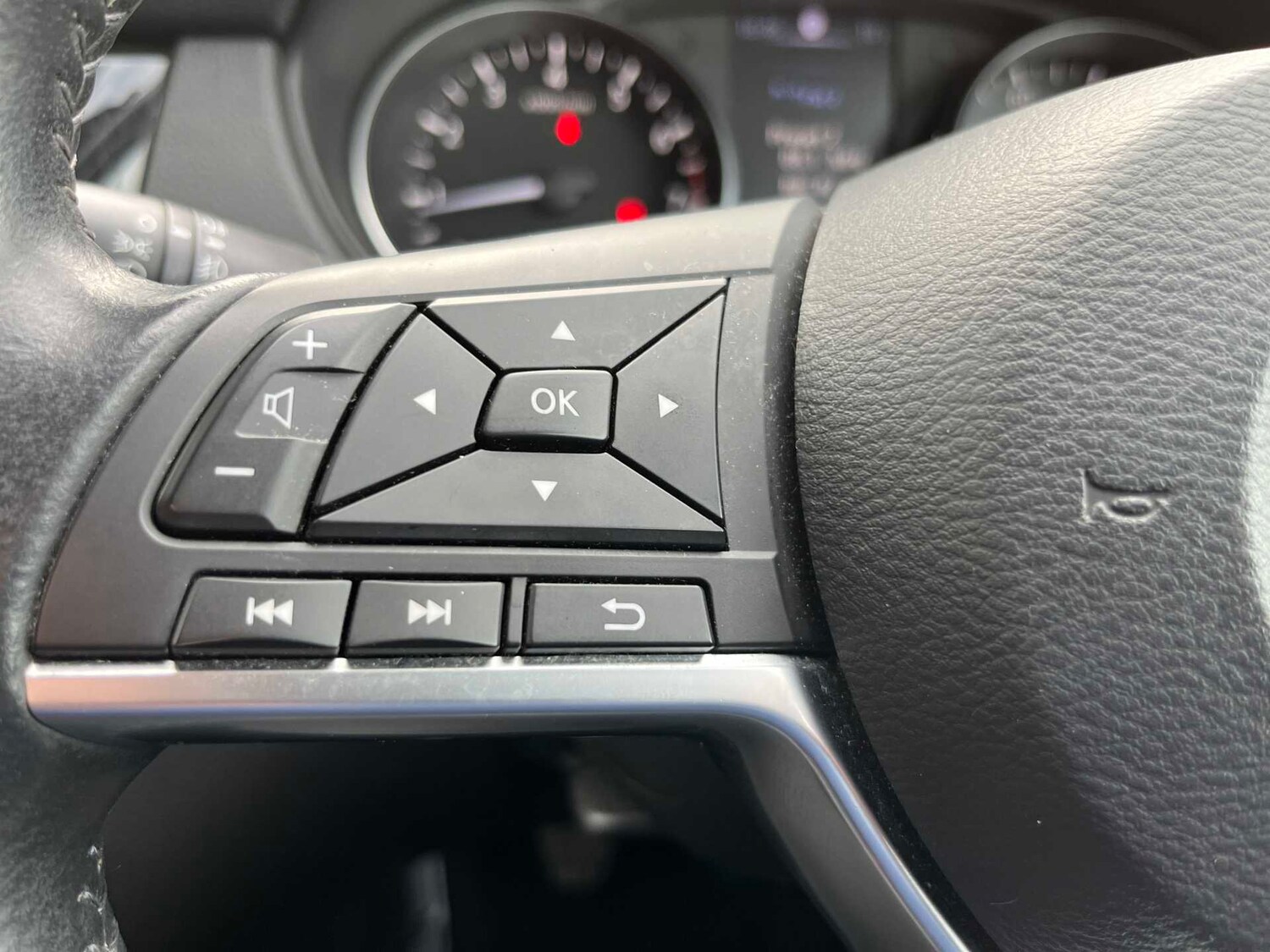 Used Nissan Qashqai 2018 for sale - 78196331: Photo 24