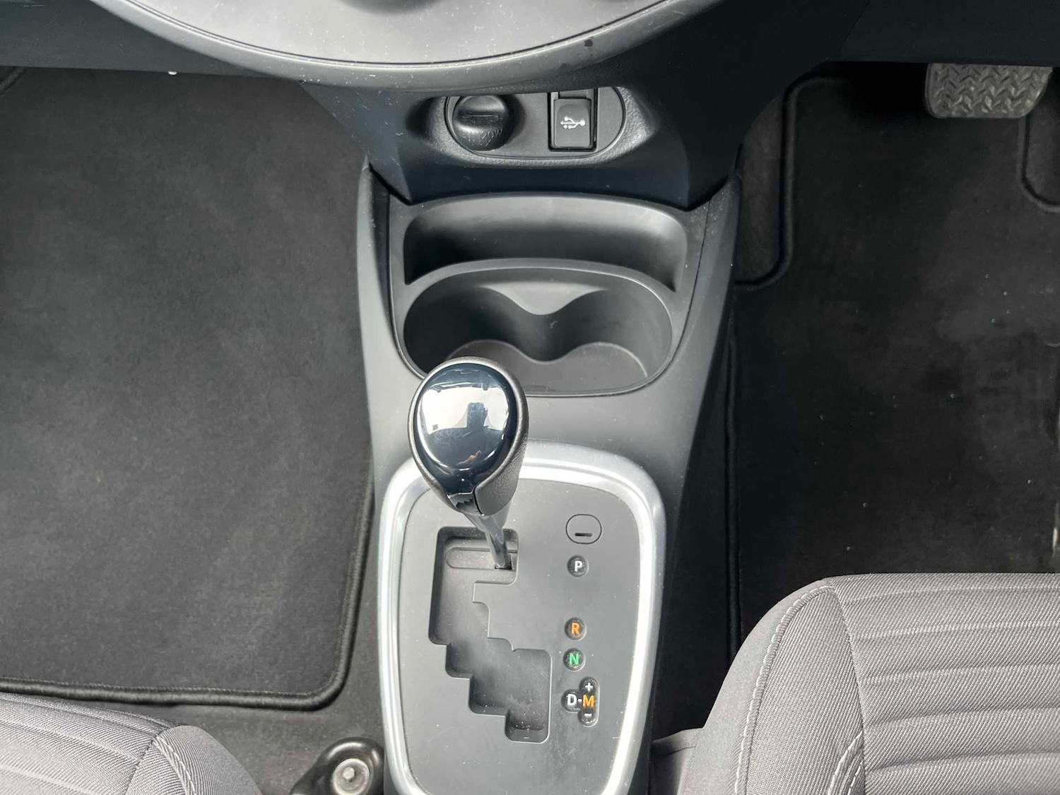 Used Toyota Yaris 2019 for sale - 77622371: Photo 12