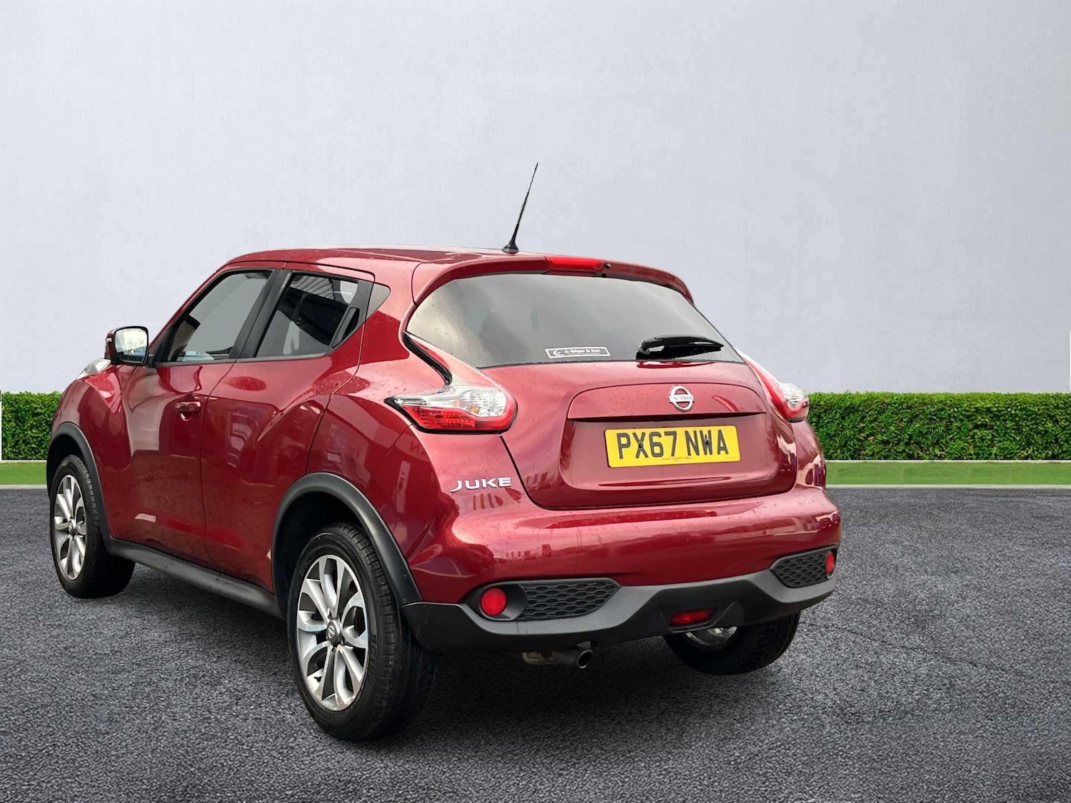 Used Nissan Juke 2017 for sale - 76911276: Photo 2