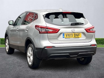 Used Nissan Qashqai 2019 for sale - 76437302: Photo
