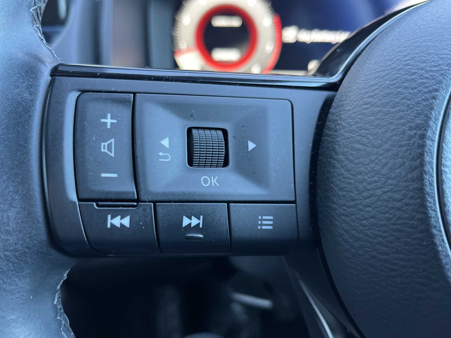 Used Nissan Qashqai 2022 for sale - 76347001: Photo 24