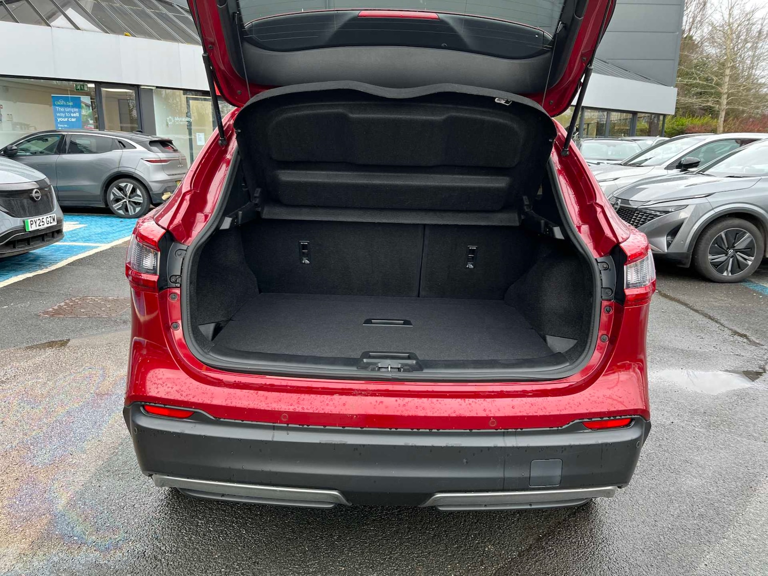 Used Nissan Qashqai 2018 for sale - 77605493: Photo 16