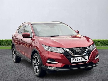Used Nissan Qashqai 2018 for sale - 77605493: Photo