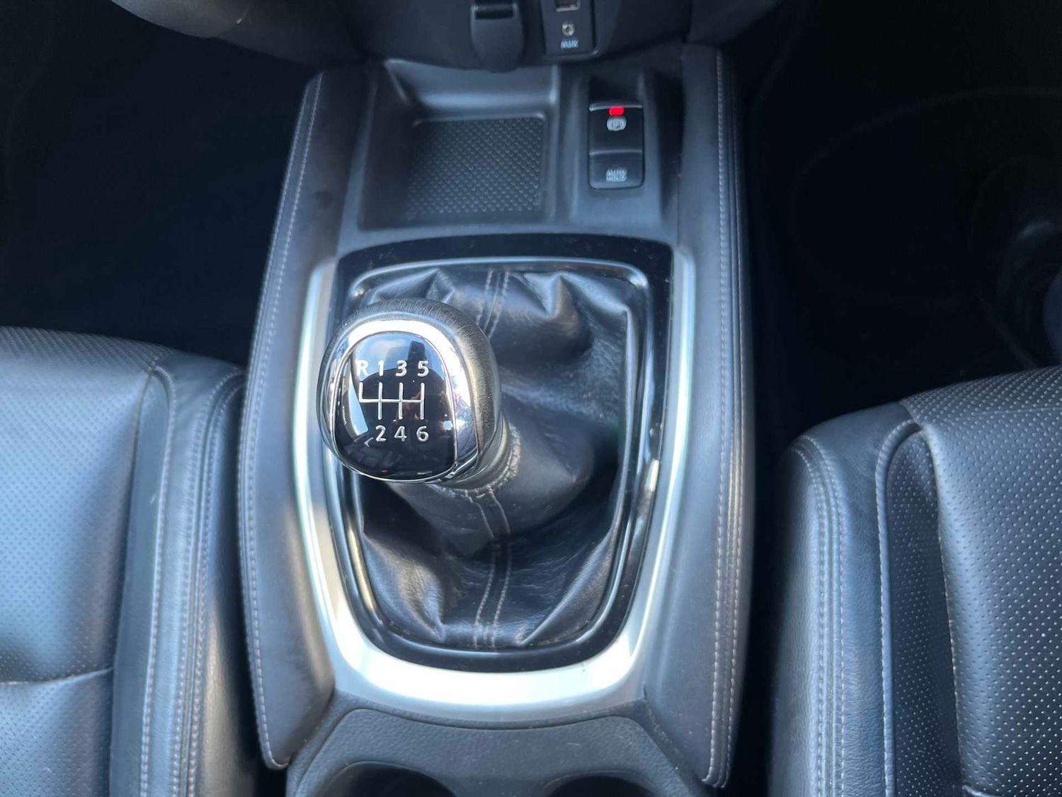 Used Nissan X-Trail 2019 for sale - 76437230: Photo 12