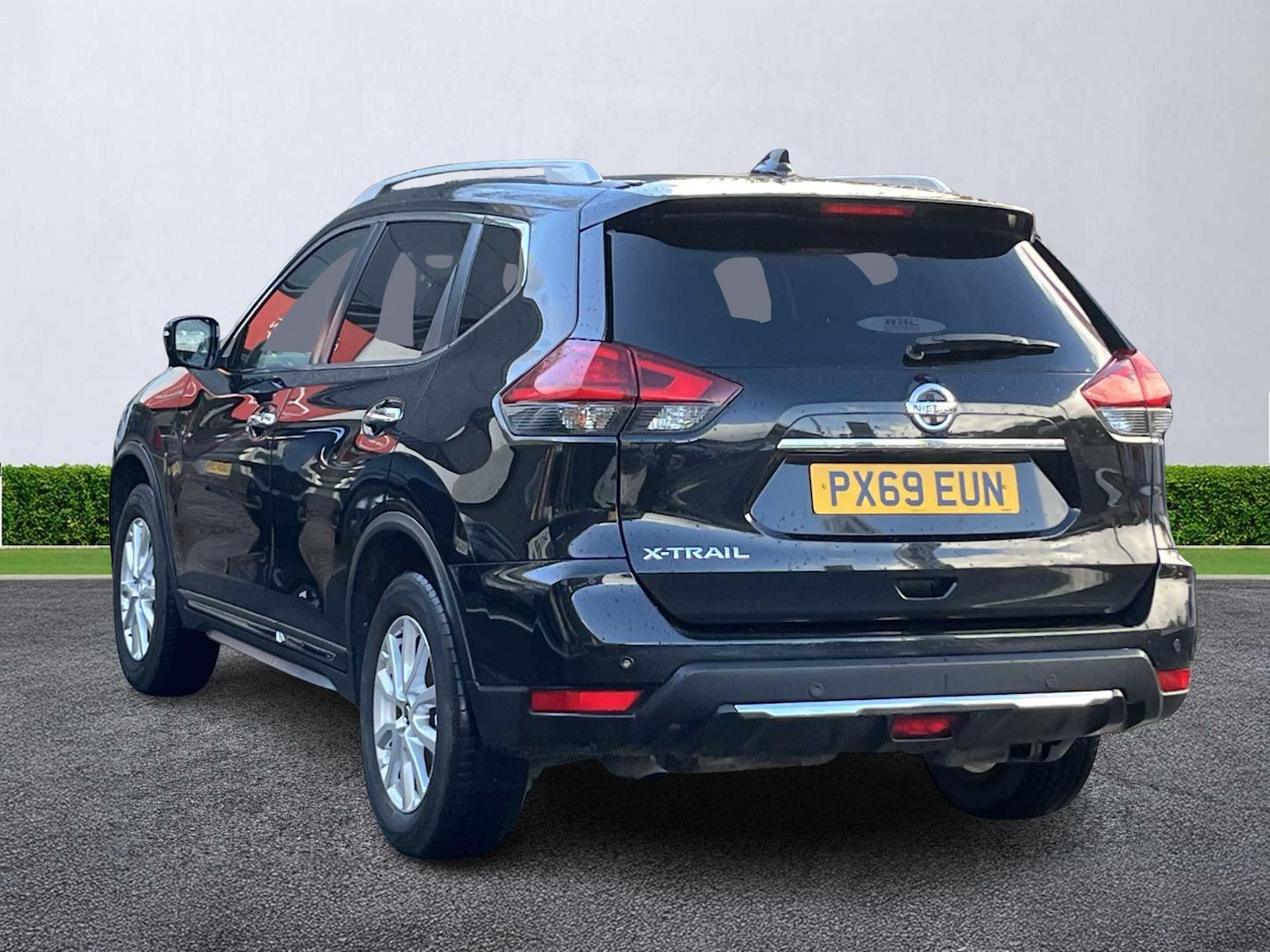 Used Nissan X-Trail 2019 for sale - 76437230: Photo 2