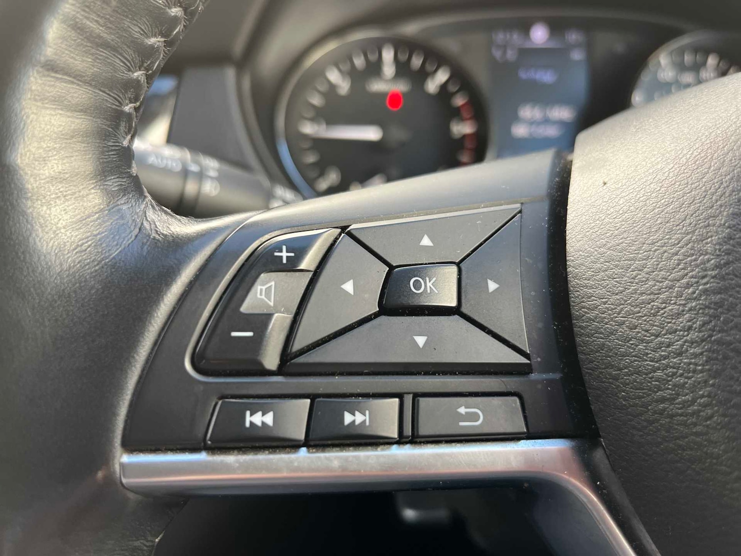 Used Nissan X-Trail 2019 for sale - 76437230: Photo 24