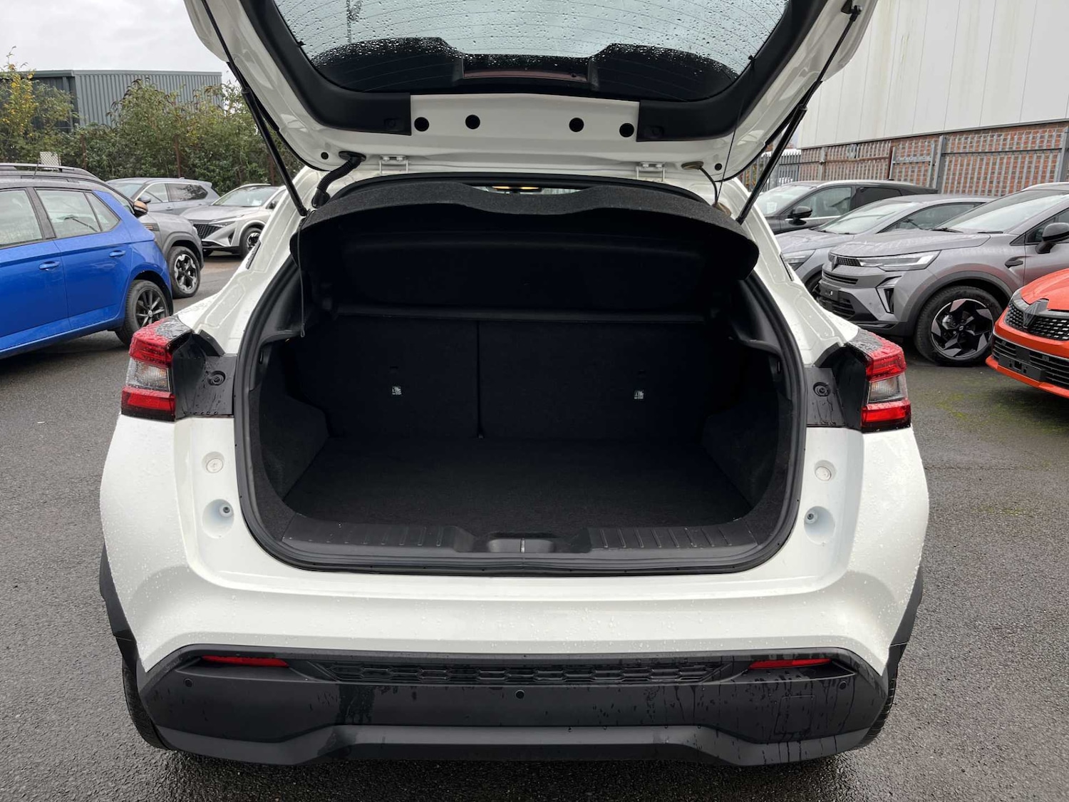 Used Nissan Juke 2022 for sale - 76331048: Photo 16
