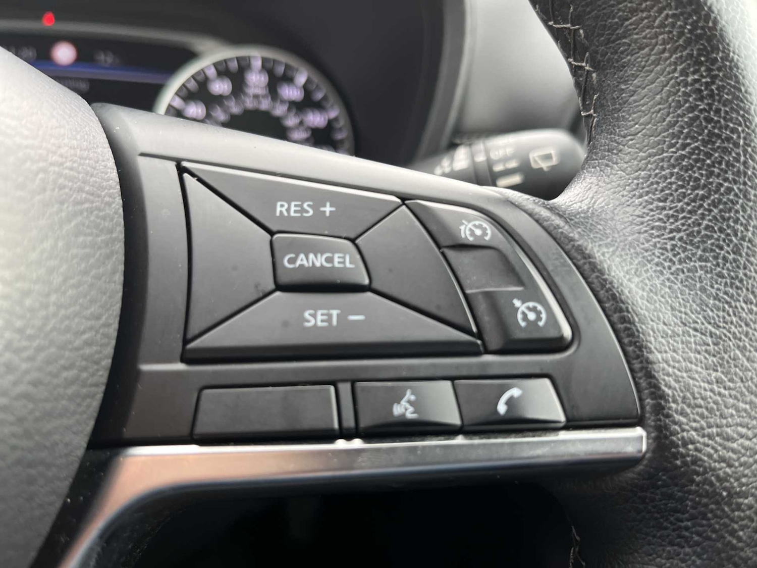 Used Nissan Juke 2022 for sale - 76331048: Photo 24