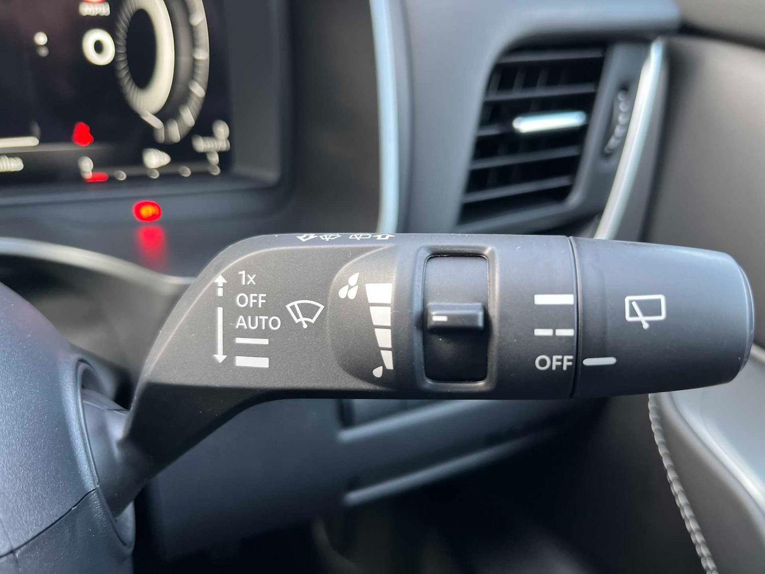 Used Nissan Qashqai 2025 for sale - 76492440: Photo 25