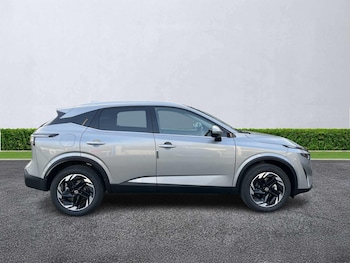 Used Nissan Qashqai 2025 for sale - 76492440: Photo