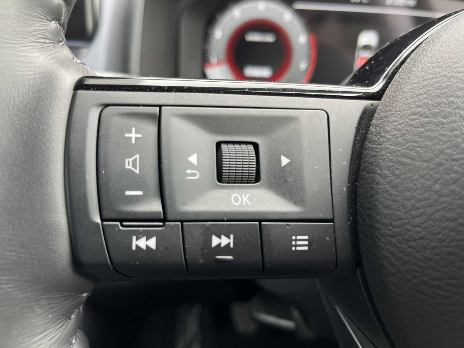 Used Nissan Qashqai 2024 for sale - 76149522: Photo 24