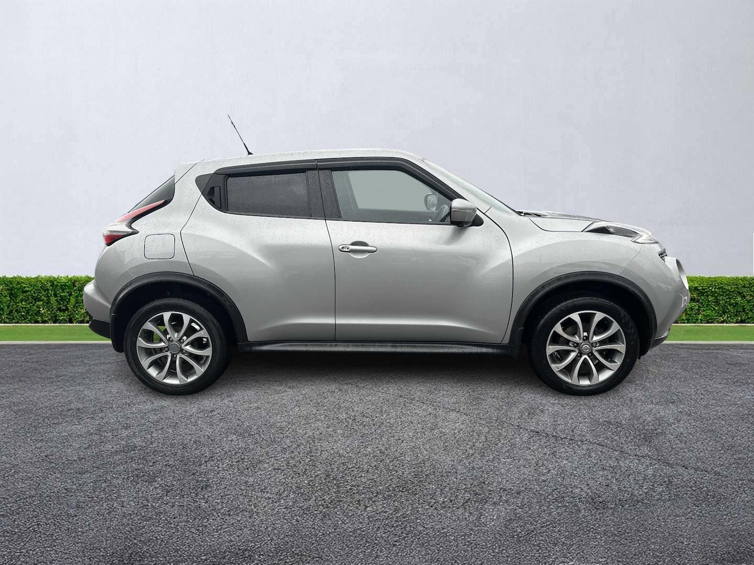 Used Nissan Juke 2017 for sale - 76651283: Photo 3