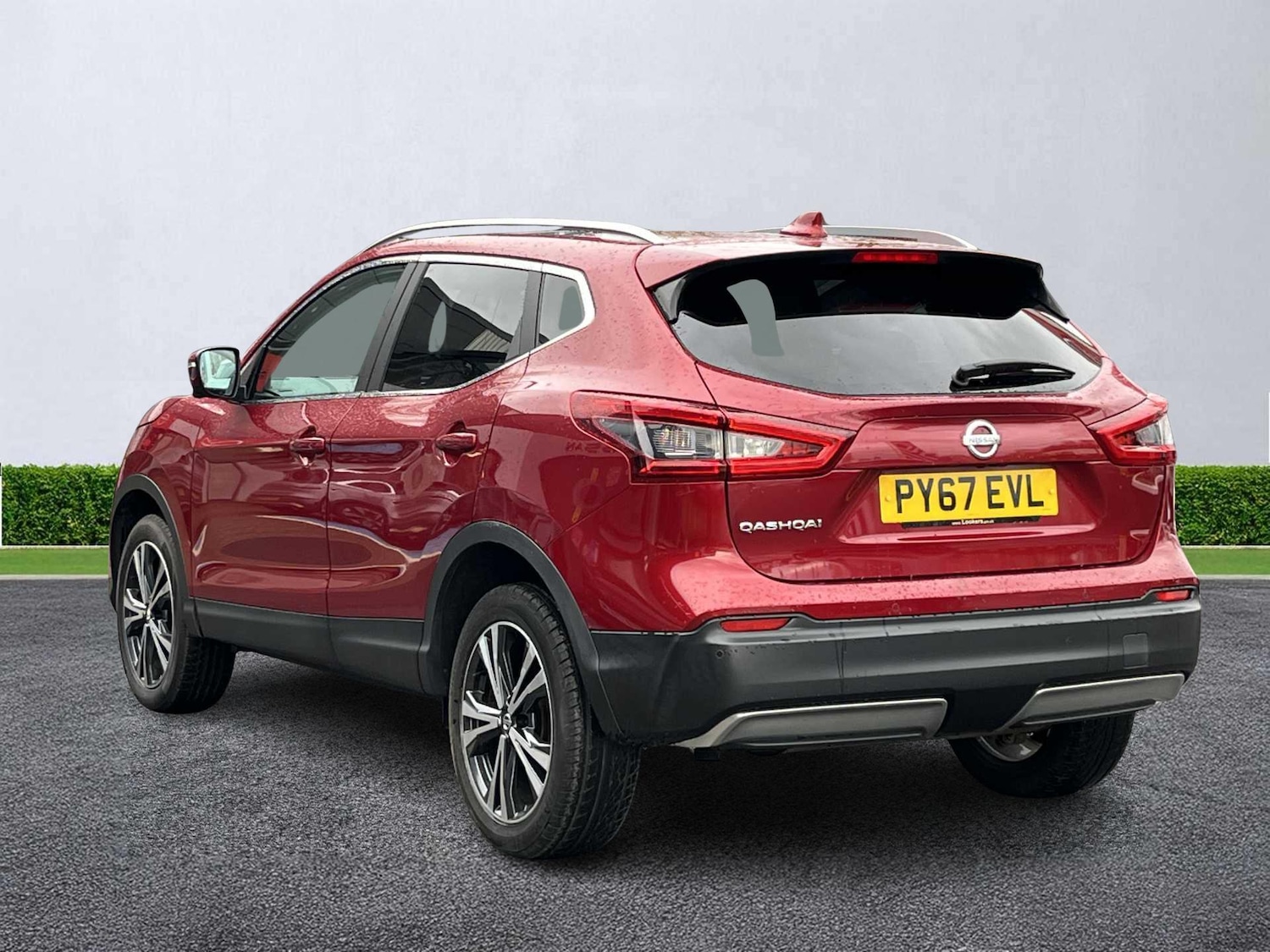 Used Nissan Qashqai 2018 for sale - 77639314: Photo 2