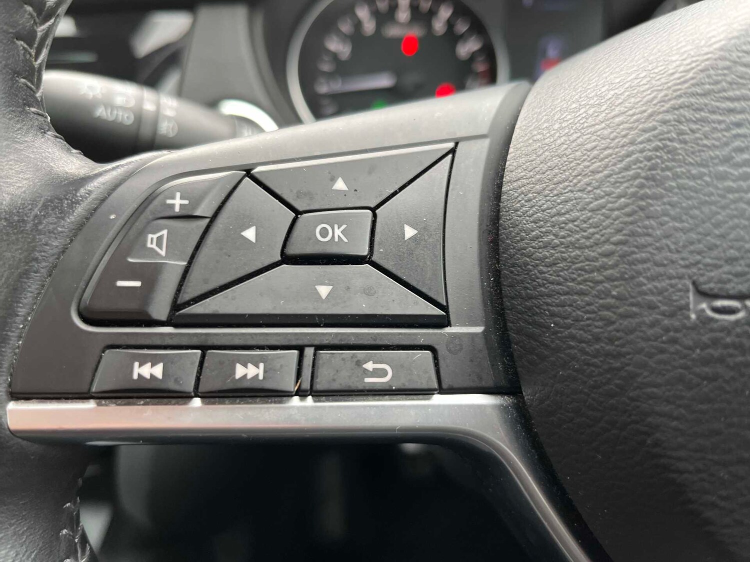 Used Nissan Qashqai 2018 for sale - 77639314: Photo 23