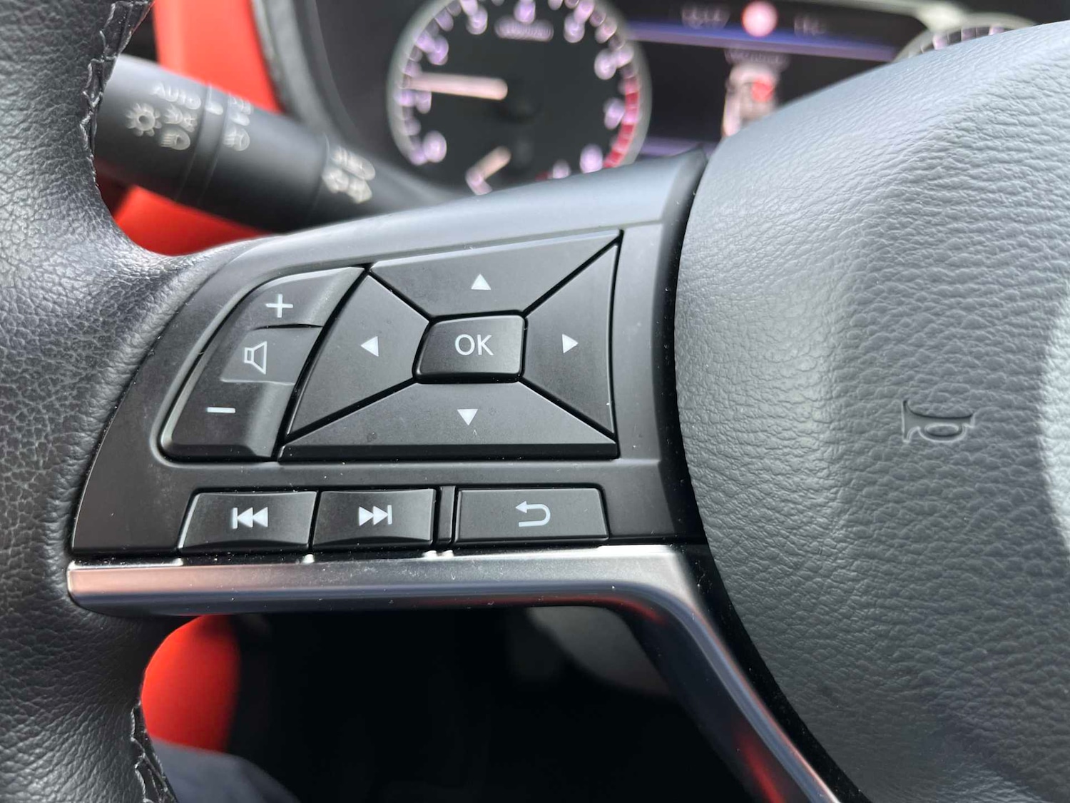 Used Nissan Juke 2022 for sale - 76532464: Photo 24