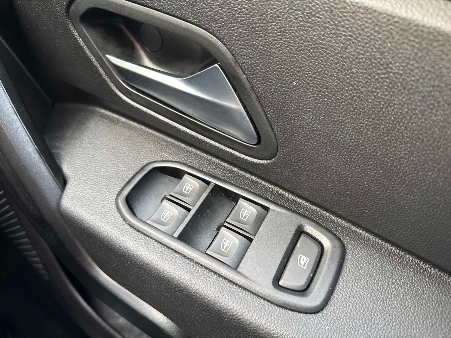 Used Dacia Duster 2022 for sale - 76897078: Photo 20