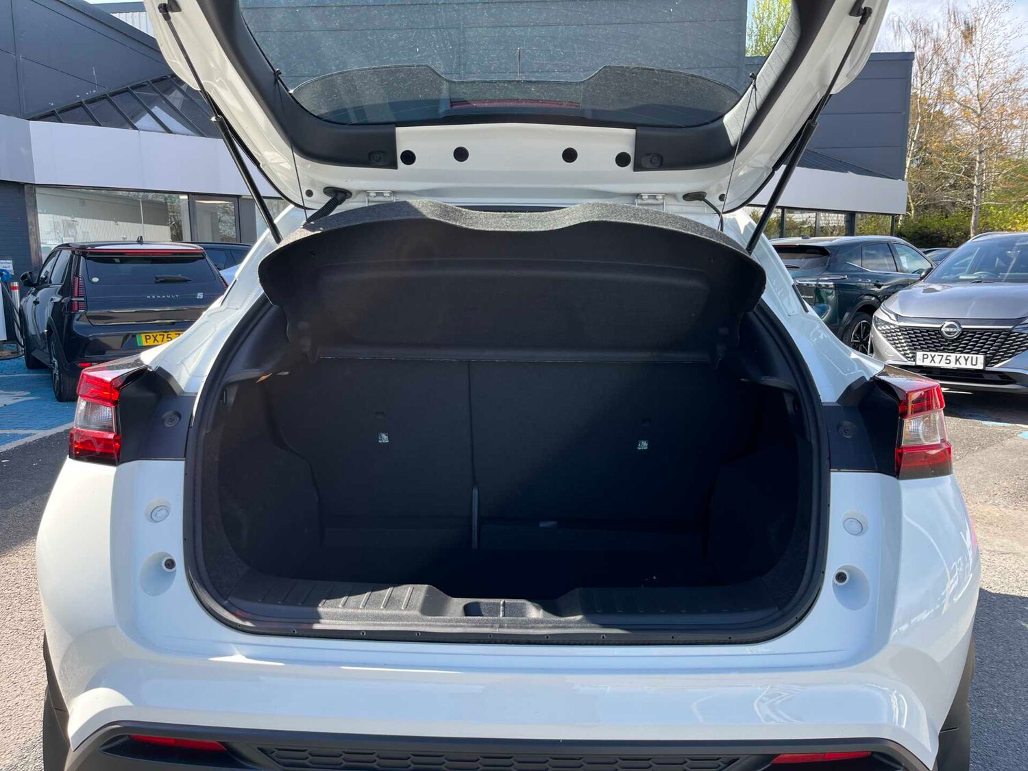 Used Nissan Juke 2022 for sale - 78193027: Photo 16