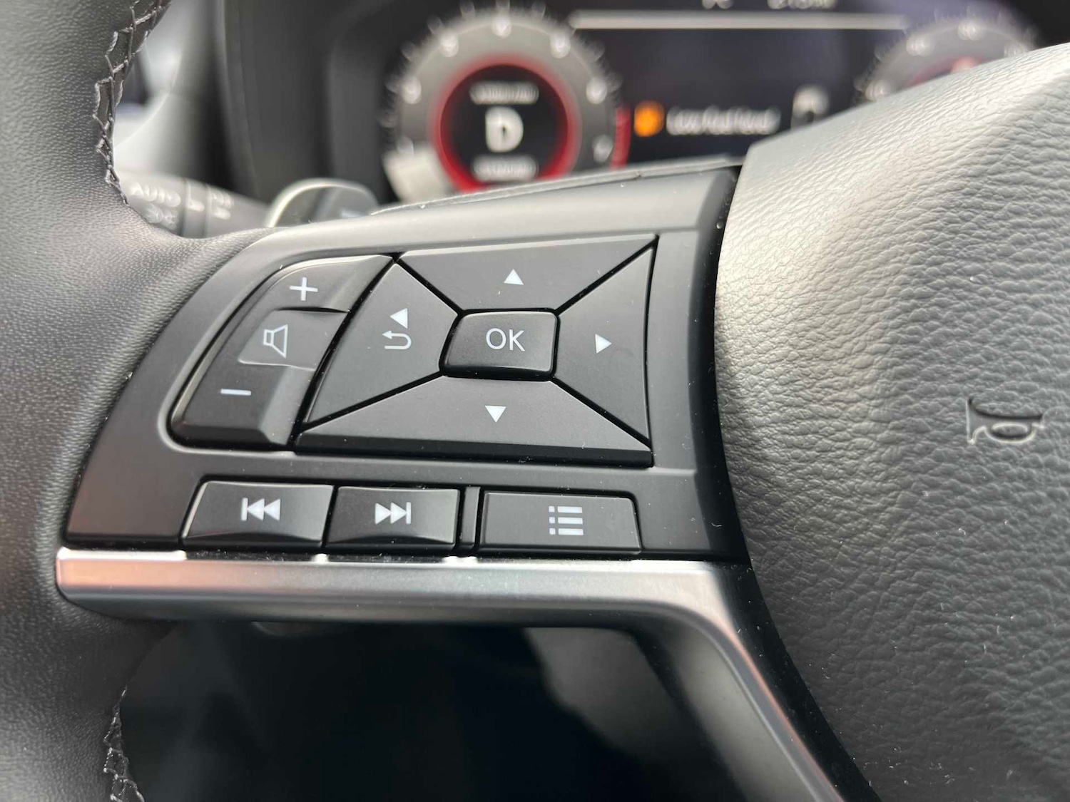 Used Nissan Juke 2024 for sale - 78192188: Photo 24