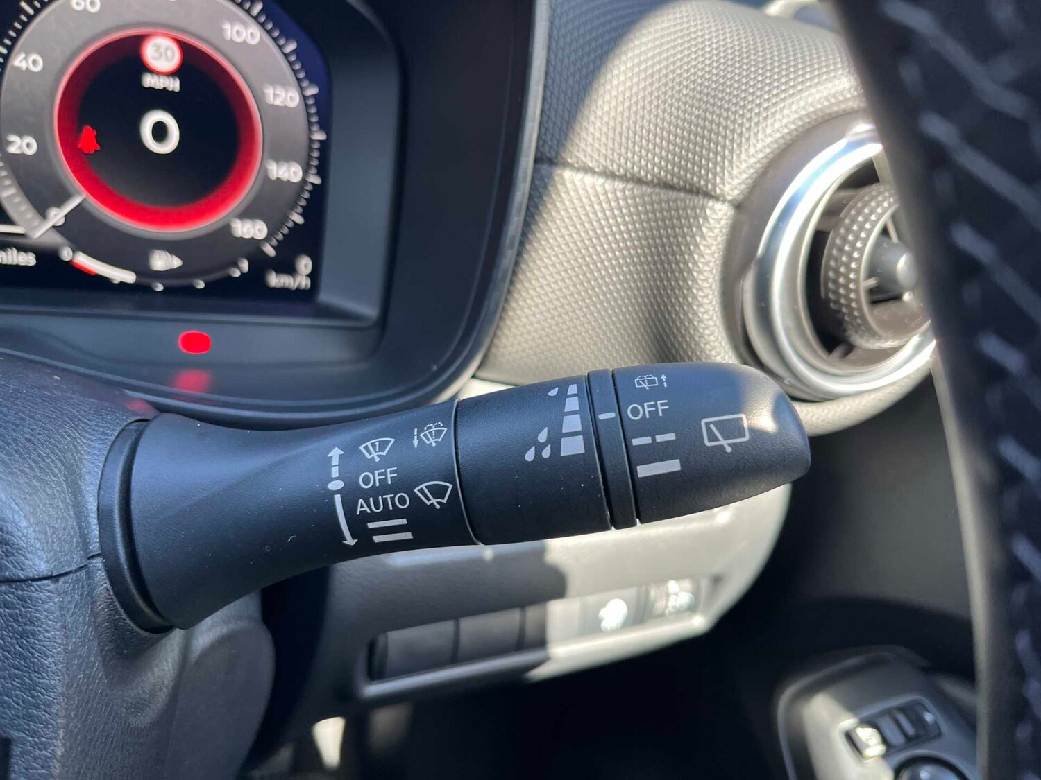 Used Nissan Juke 2025 for sale - 78196107: Photo 25