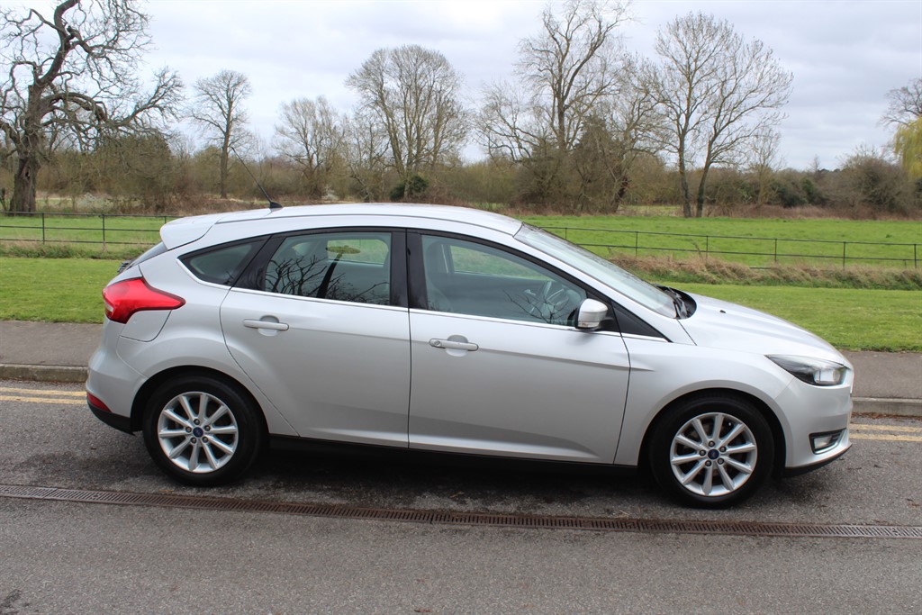Used Ford Focus 2016 for sale - 77903603: Photo 5