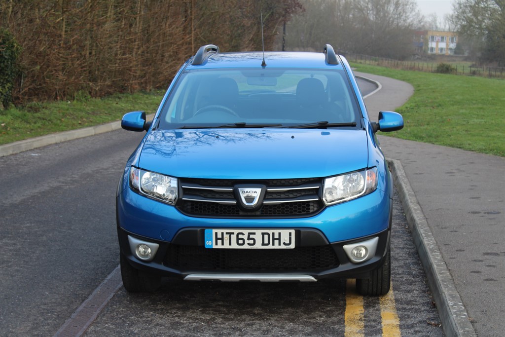Used Dacia Sandero Stepway 2015 for sale - 77106220: Photo 4