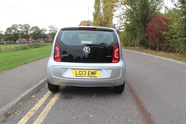 Used Volkswagen up! 2013 for sale - 76344214: Photo 3